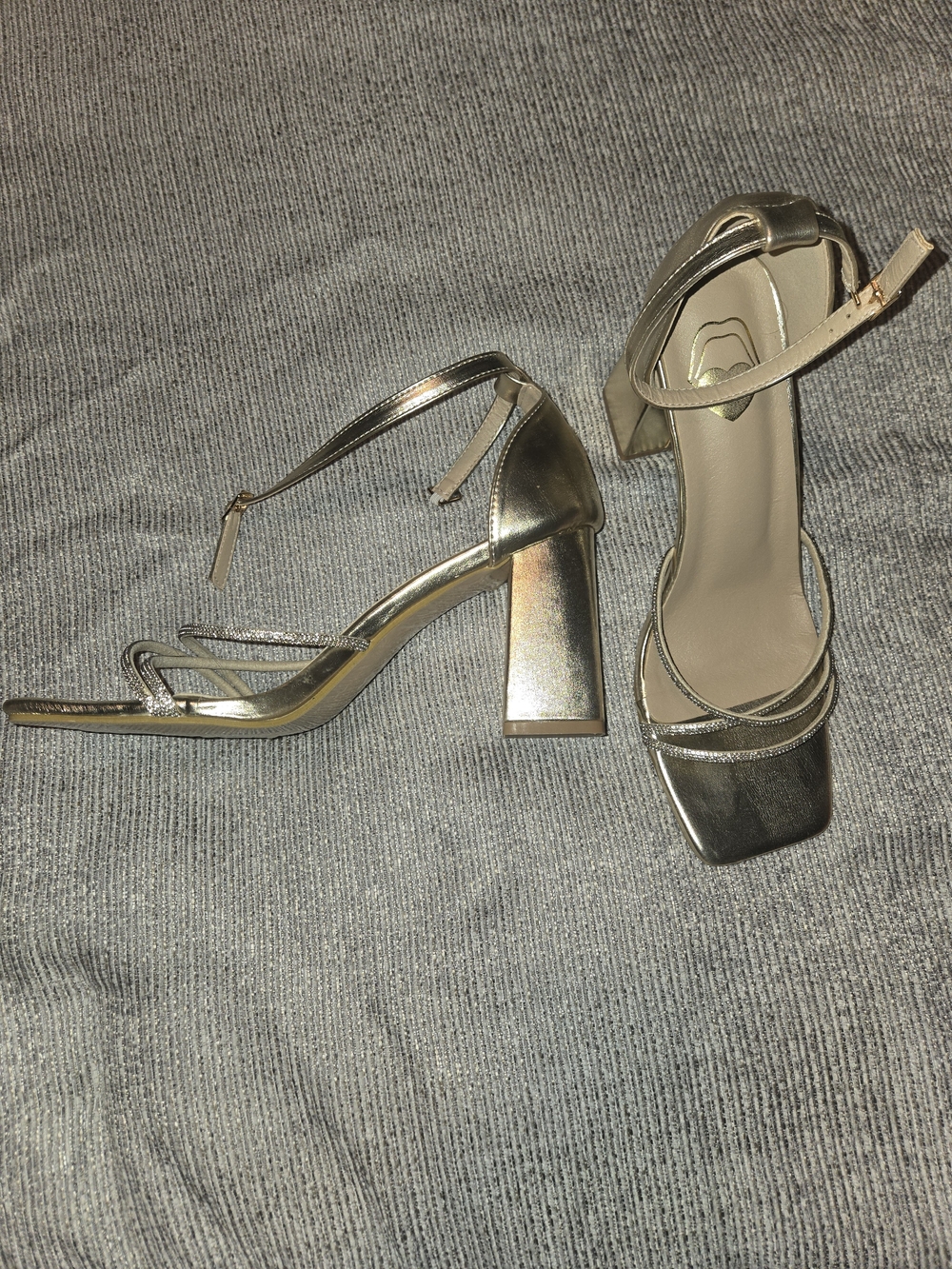 SHEIN Metallic Gold Strappy Block Heel Sandals And Bag
